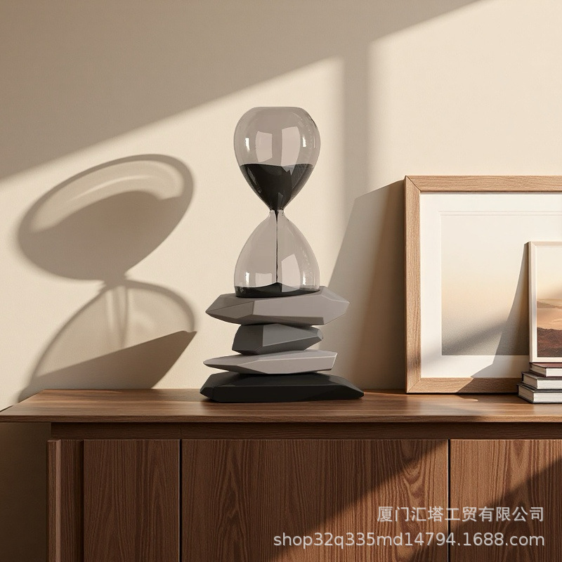 Hourglass ornaments come and g - Home Office Means recension och pris